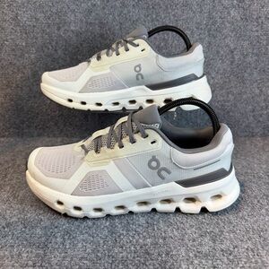 On Cloudrunner 2 Frost White Women’s Running Shoes Size 9